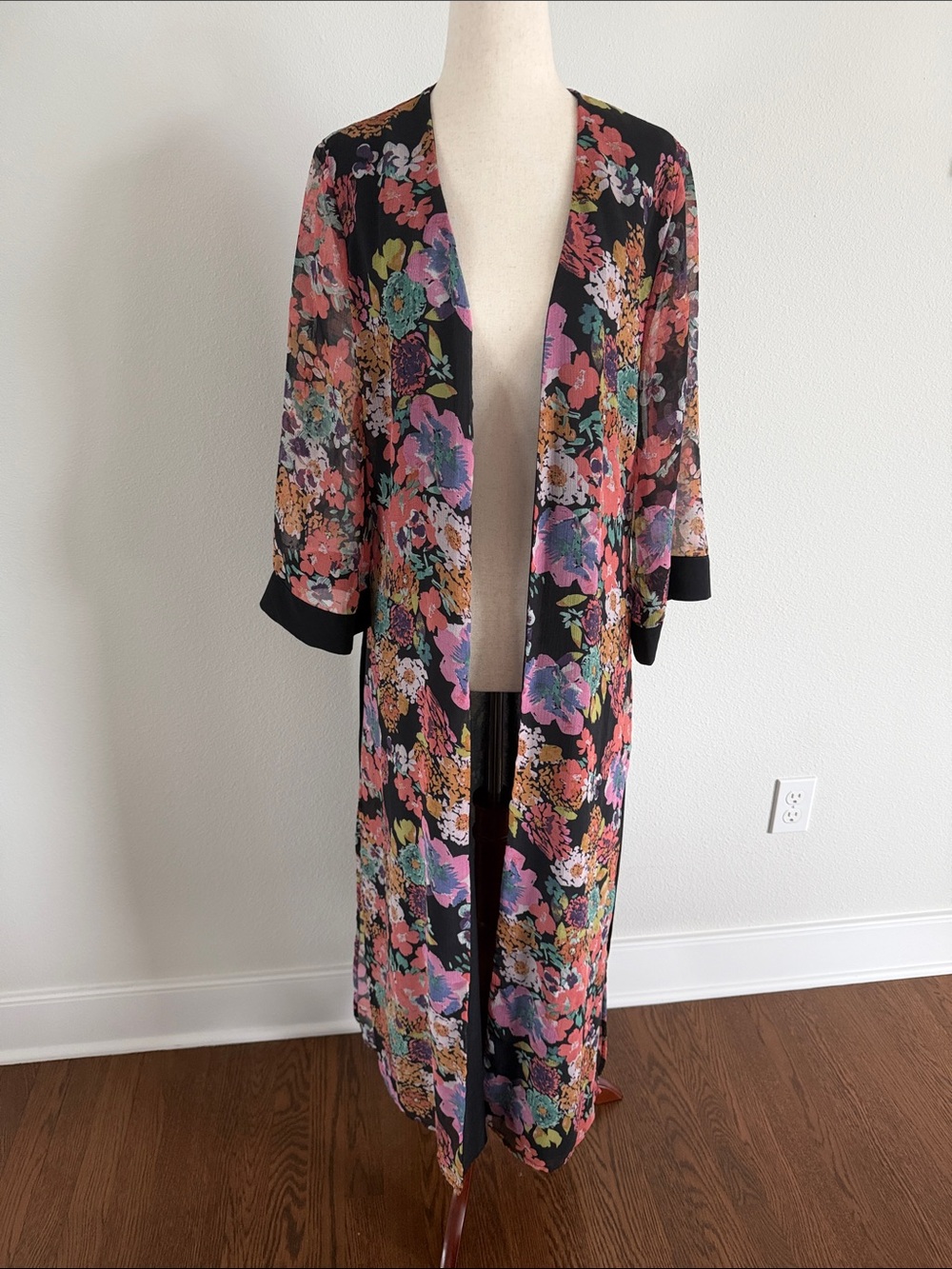 Black Floral Sheer Long Kimono Robe
